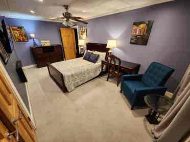 Furnished Room N.Crestwood Inc util