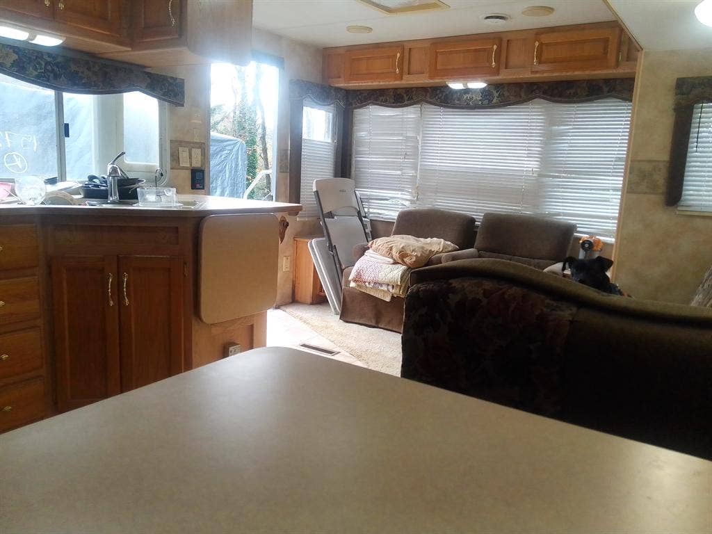 RV Trailer for Rent on Residential