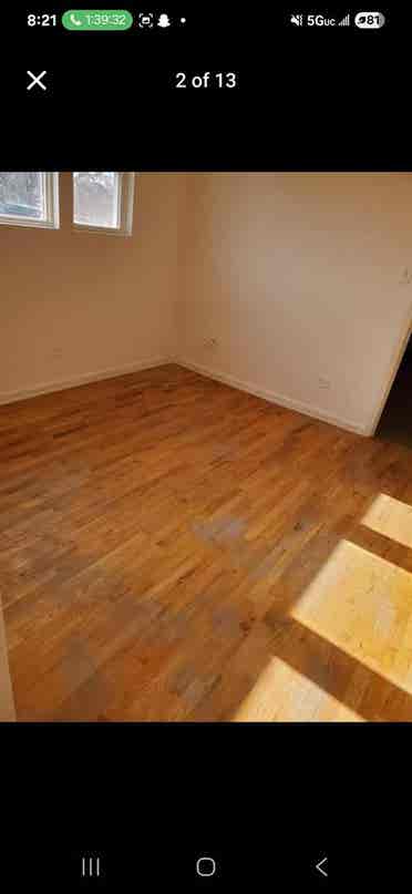 Roommates wanted