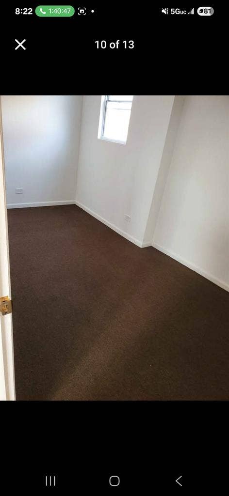 Roommates wanted