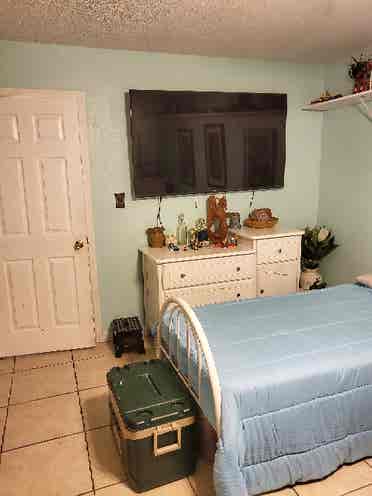 Merritt island room rental.