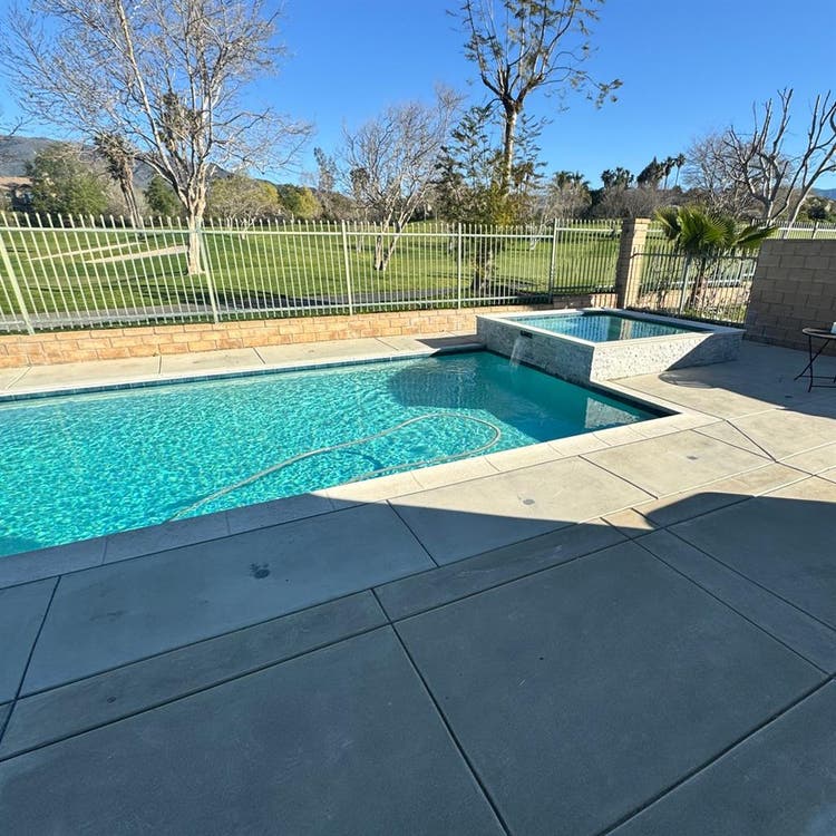 Sierra lakes Fontana room for rent