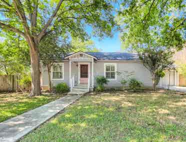 3 BR in Alamo Heights