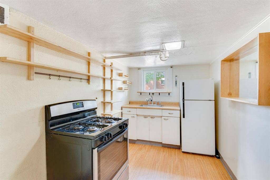 1 BR in Denver