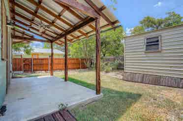 1 BR in Austin