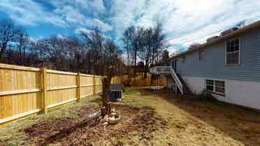 4 BR in GLENARDEN