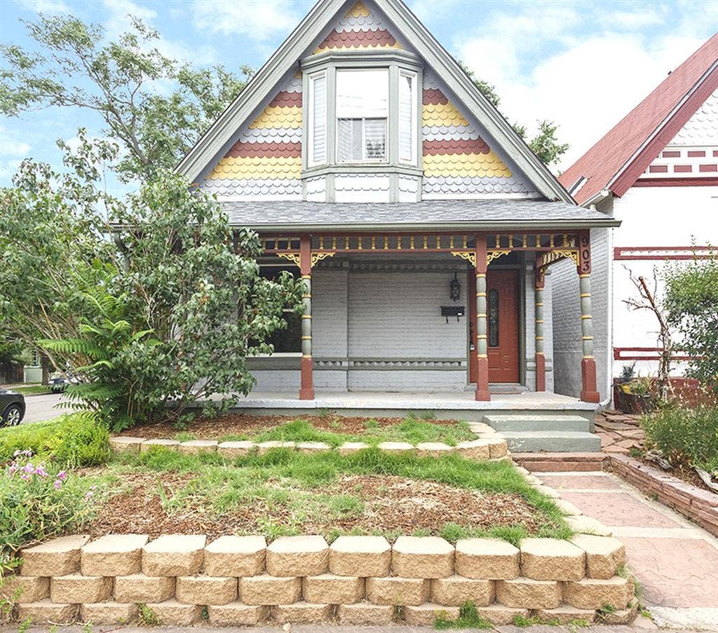 3 BR in Denver