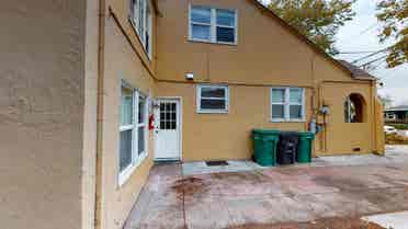 1 BR in Hayward