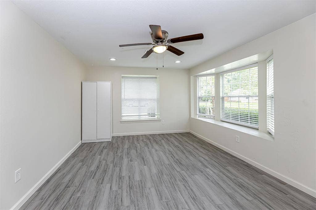 Room for Rent in HOU!