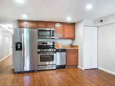 2 BR in WASHINGTON