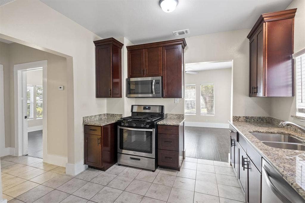 3 BR in San Antonio