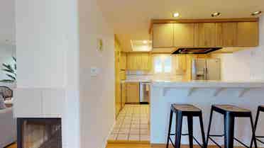 1 BR in Manhattan Beach