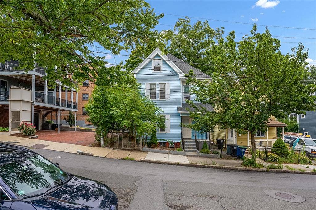 2 BR in Somerville