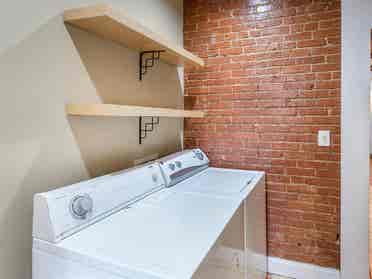 1 BR in Washington