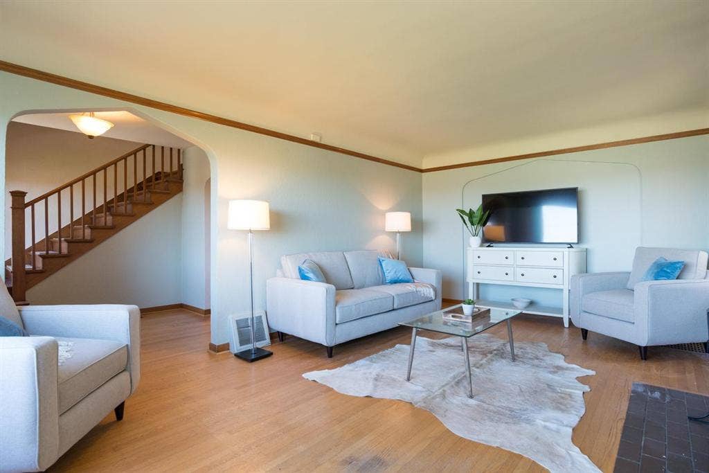 1 BR in Seattle