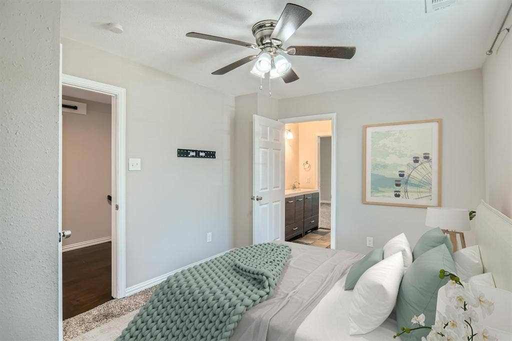 1 BR in Dallas