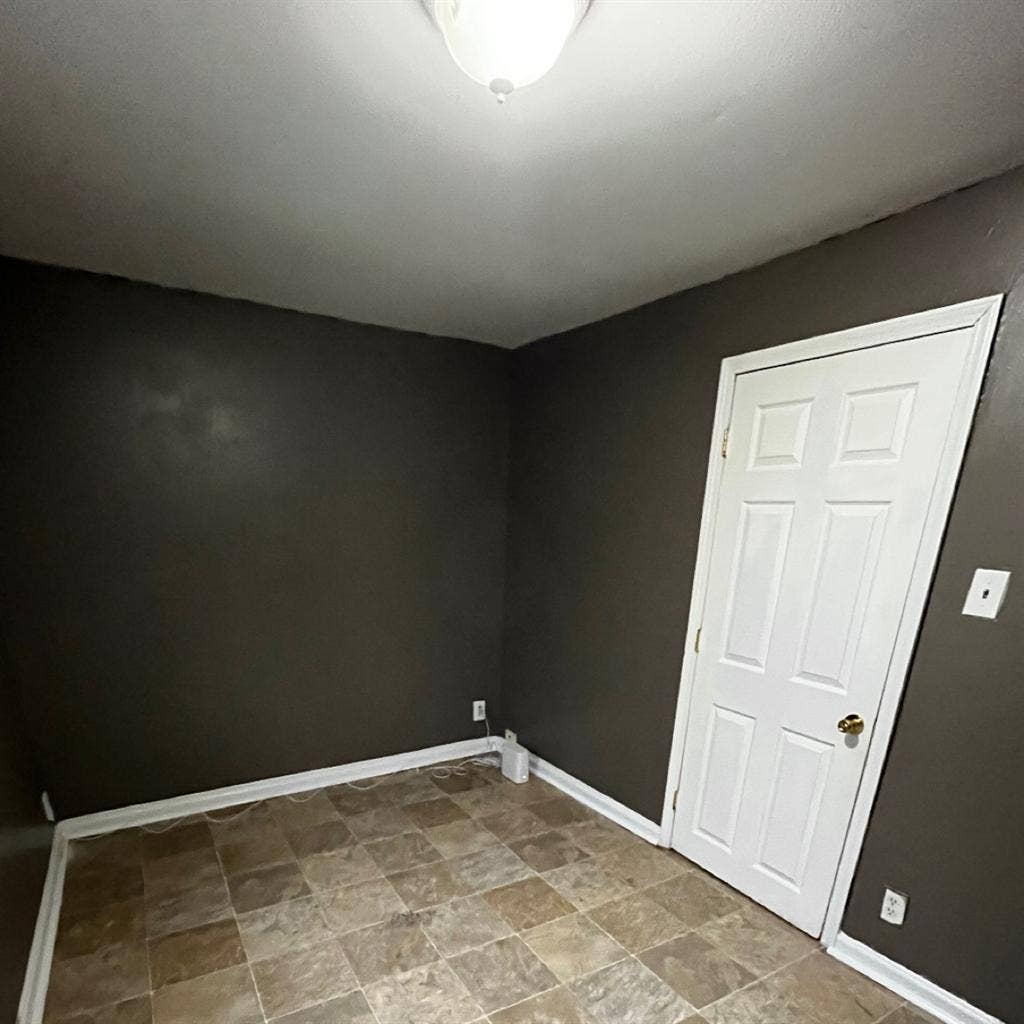 Room for Rent by Midway Airport