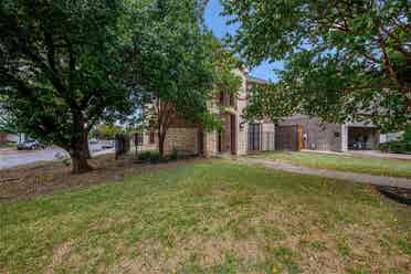 4 BR in Dallas