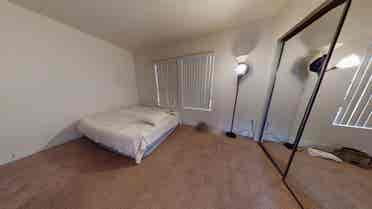 1 BR in Los Angeles