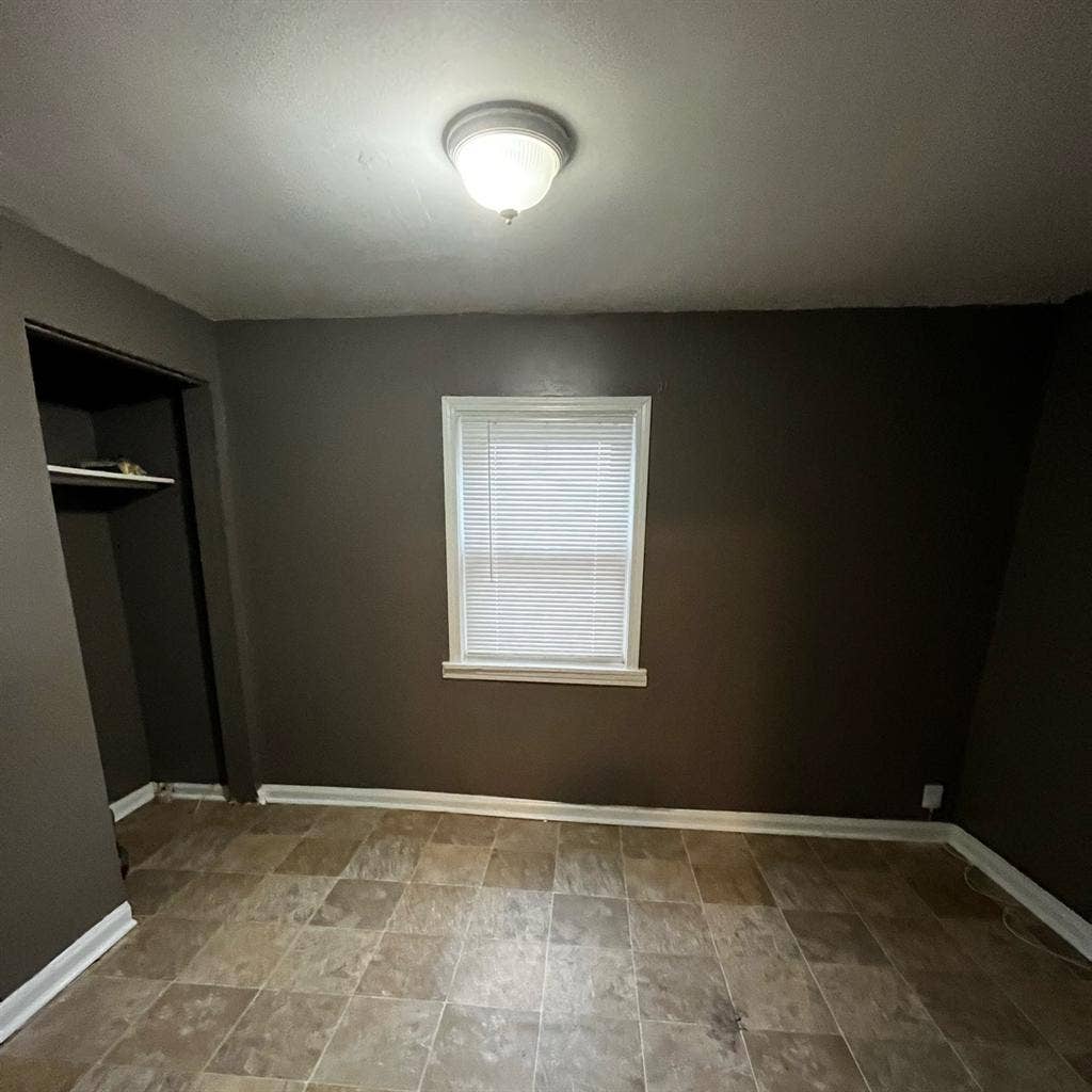 Room for Rent by Midway Airport