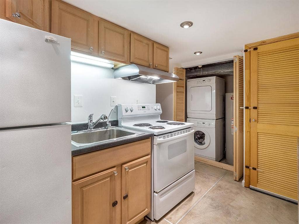 1 BR in WASHINGTON