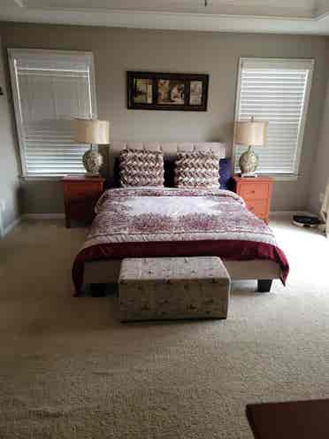 Room for Rent in Huge Cary Townhome