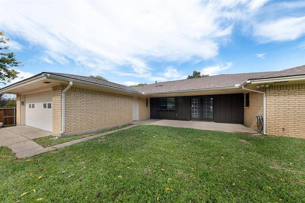 3 BR in Plano