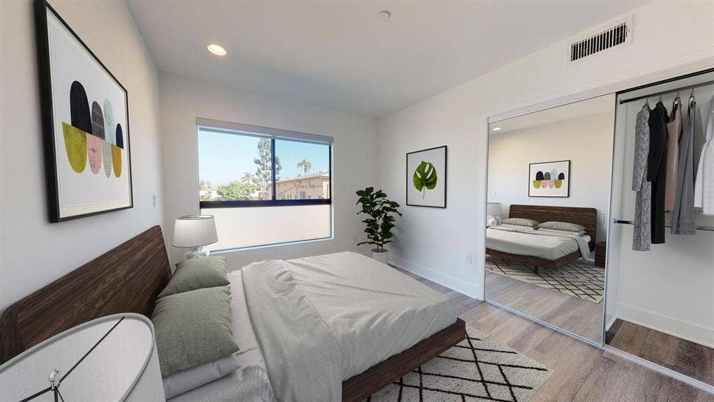 1 BR in Los Angeles