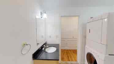 1 BR in South Boston