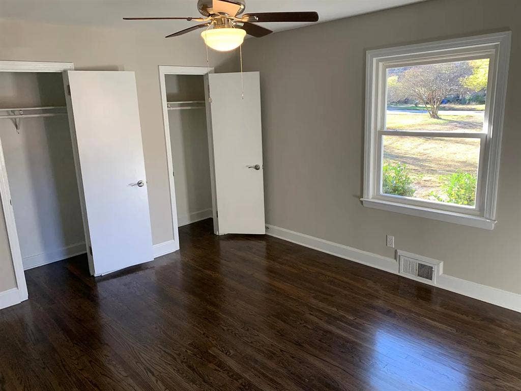 Room for Rent Min from DT Raleigh