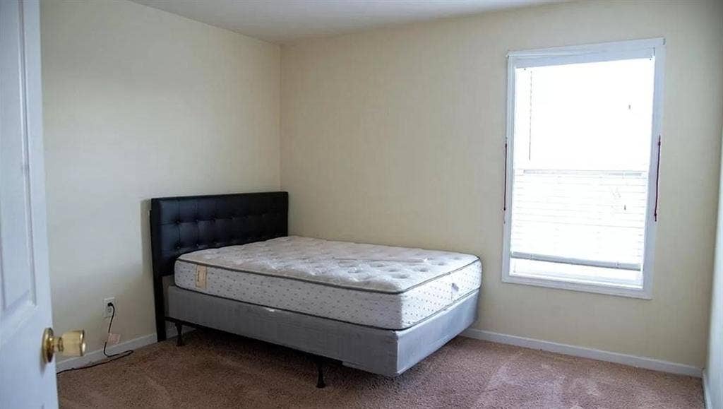 Rooms for rent in NODA