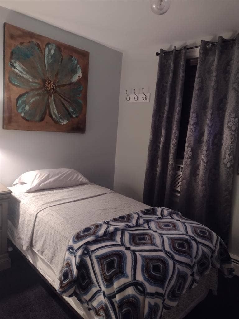 Shared room, Atlantic City area