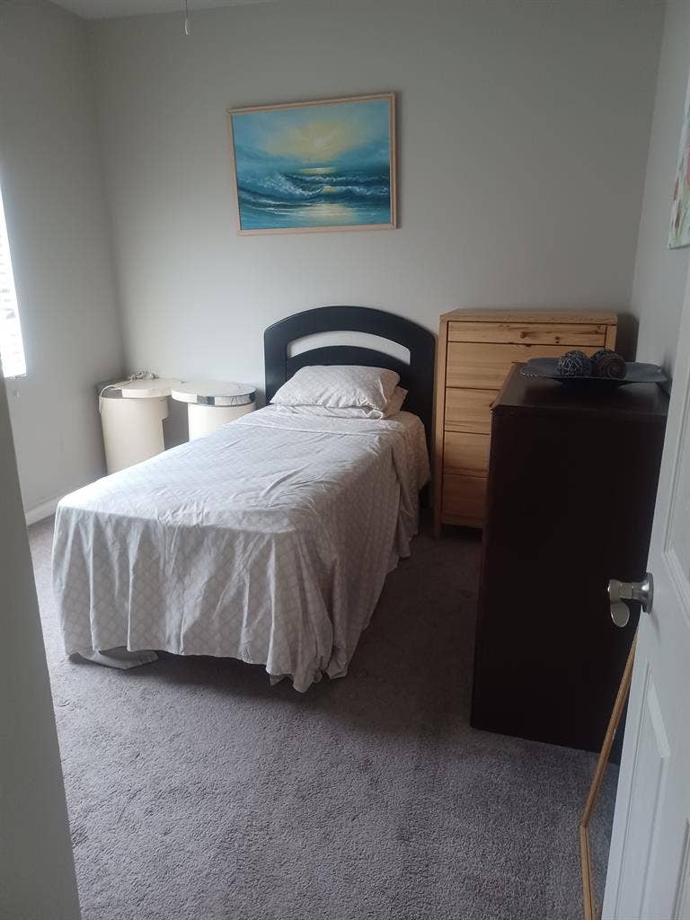 Very quite  peaceful neighborhood