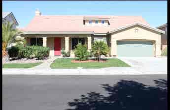 Wood floors, Large room!