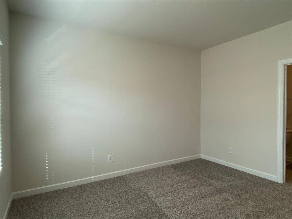 Room for Rent in Charlotte Townhome