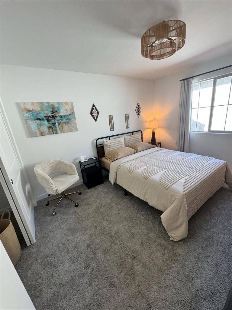 Clean, Comfortable, Close to I-
