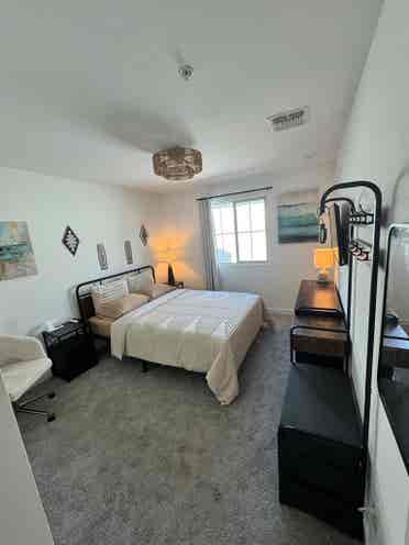 Clean, Comfortable, Close to I-
