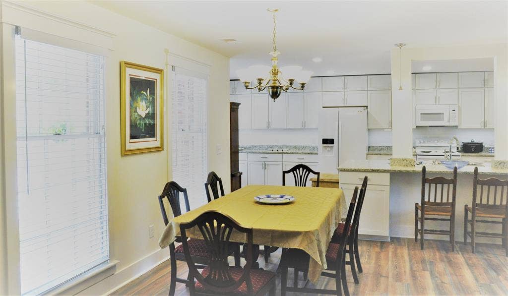 Southern Charm B3