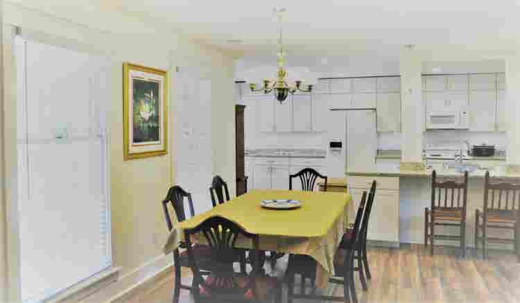 Southern Charm B4