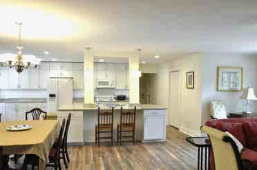 Southern Charm B4