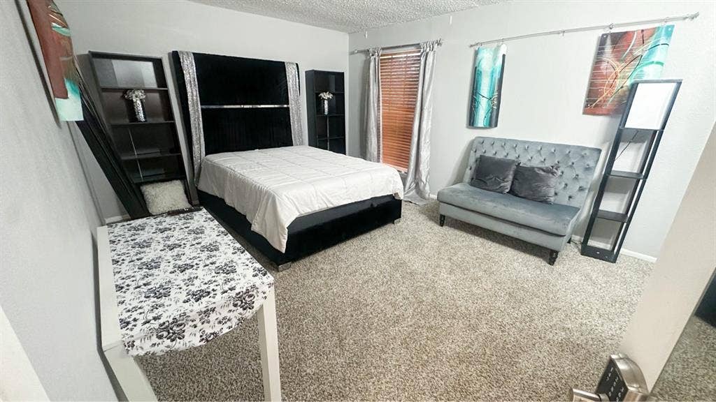 Womens Peaceful Townhome