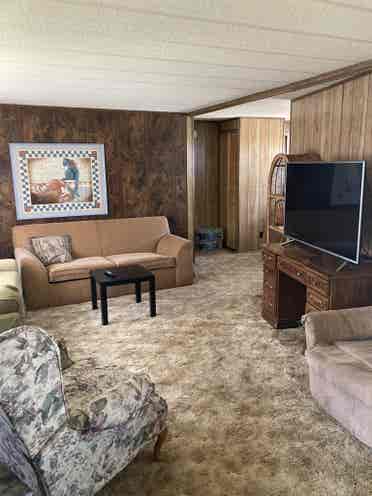 Place 
available per day or monthly