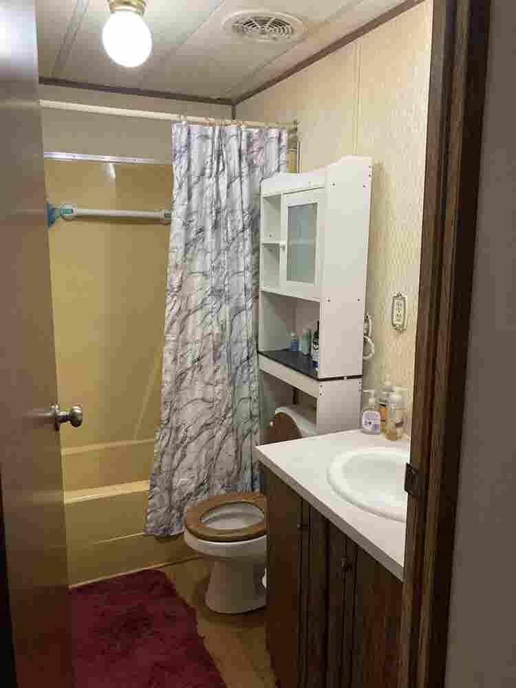 Place 
available per day or monthly