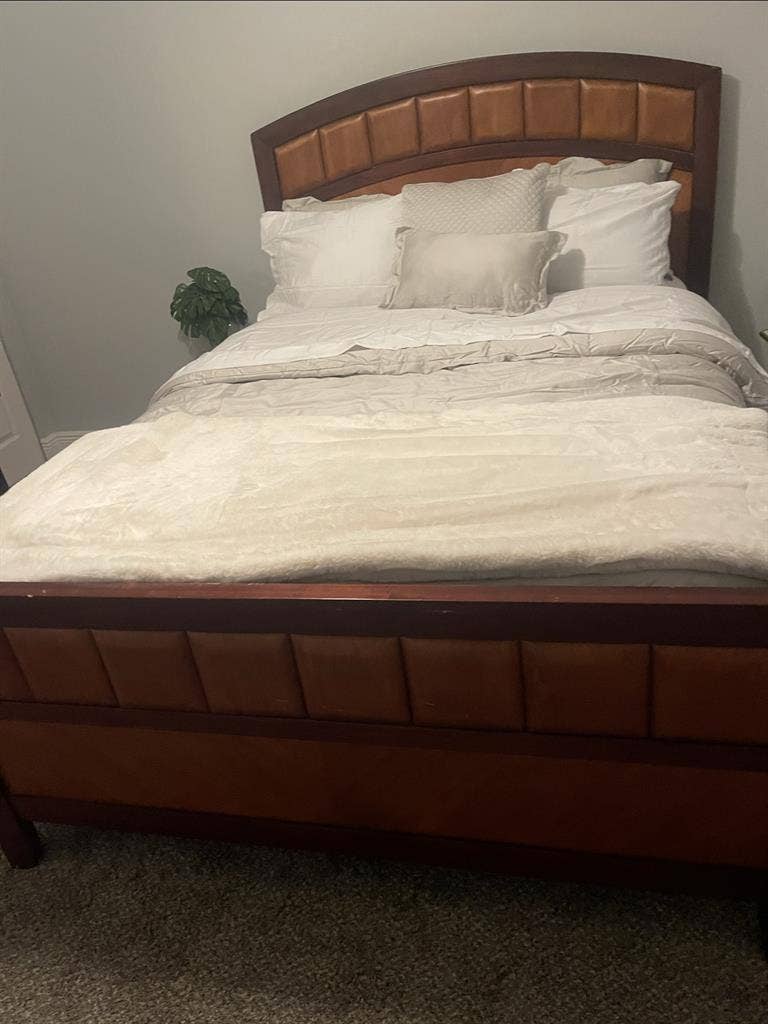 Great view room in a 
beautiful home