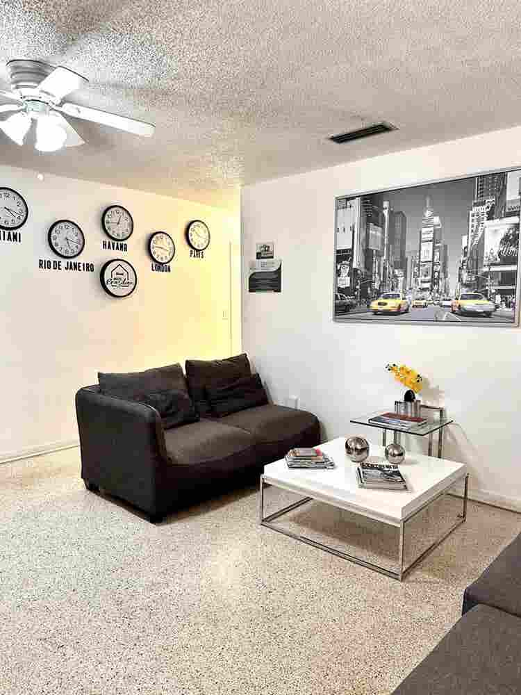 Bed in Miami/Little Havana