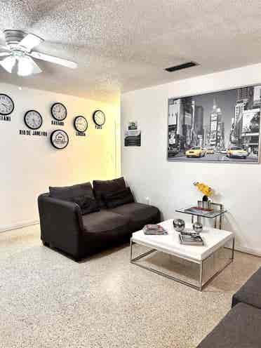 Bed in Miami/Little Havana