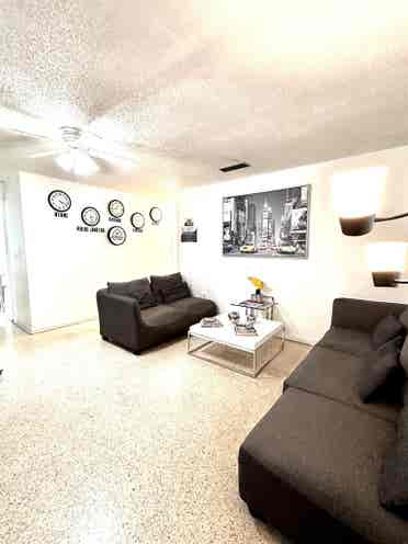 Bed in Miami/Little Havana