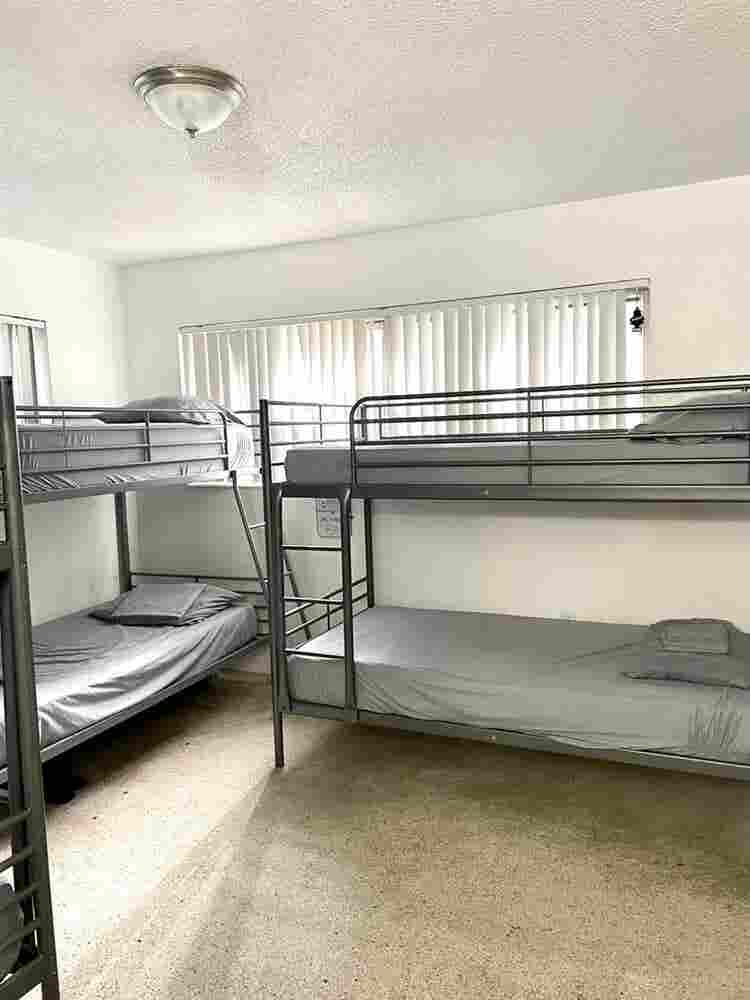 Bed in Miami/Little Havana