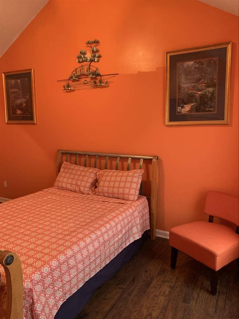 Rooms available for rent