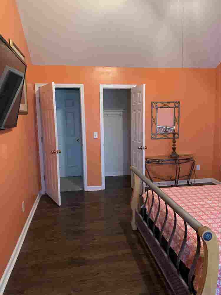 Rooms available for rent